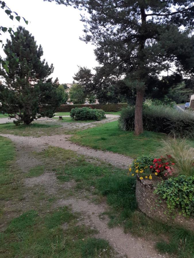 Studio En Plein Centre Ville - 2 A 4 Personnes Tence Εξωτερικό φωτογραφία